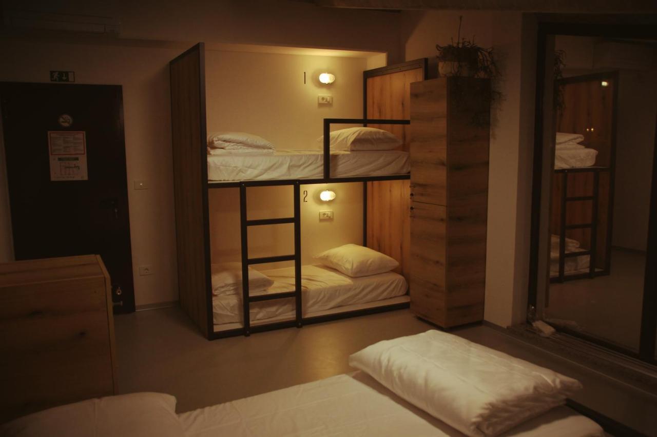 Garage Hostel Нова Гориця Екстер'єр фото