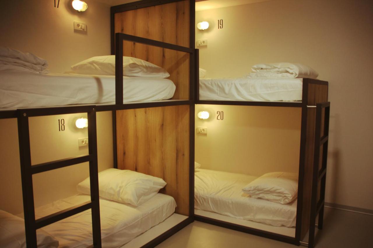 Garage Hostel Нова Гориця Екстер'єр фото